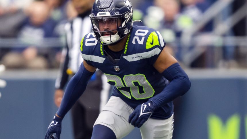 Seahawks and safety Julian Love reach agreement on 3-year extension
