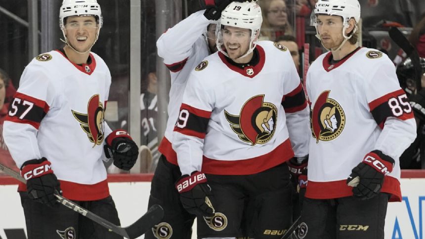 Senators snap 3-game losing streak with 5-2 victory over Devils
