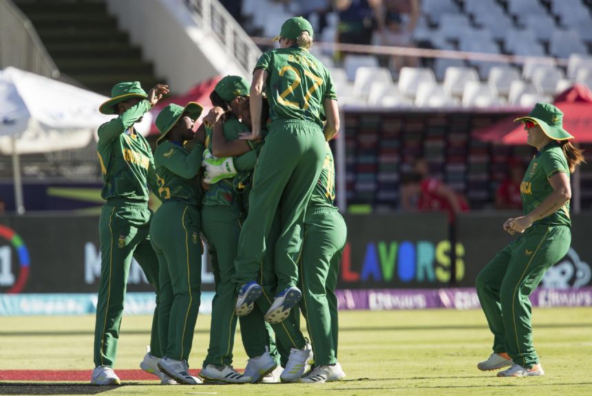 South Africa upsets England to make T20 World Cup final