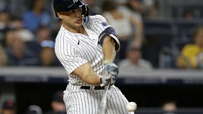 Domínguez homers again as Yankees complete three-game sweep in