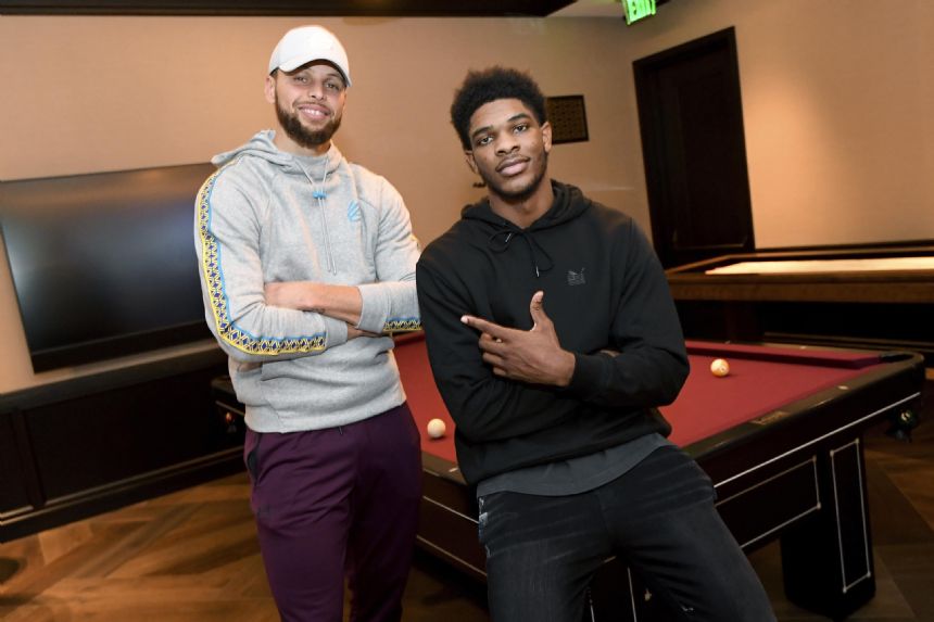 Stephen Curry offers support, resources to top prospect Scoot Henderson