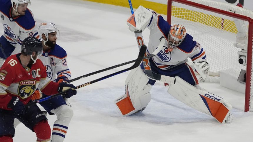 Stuart Skinner making timely saves to help the Oilers claw back in the Stanley Cup Final