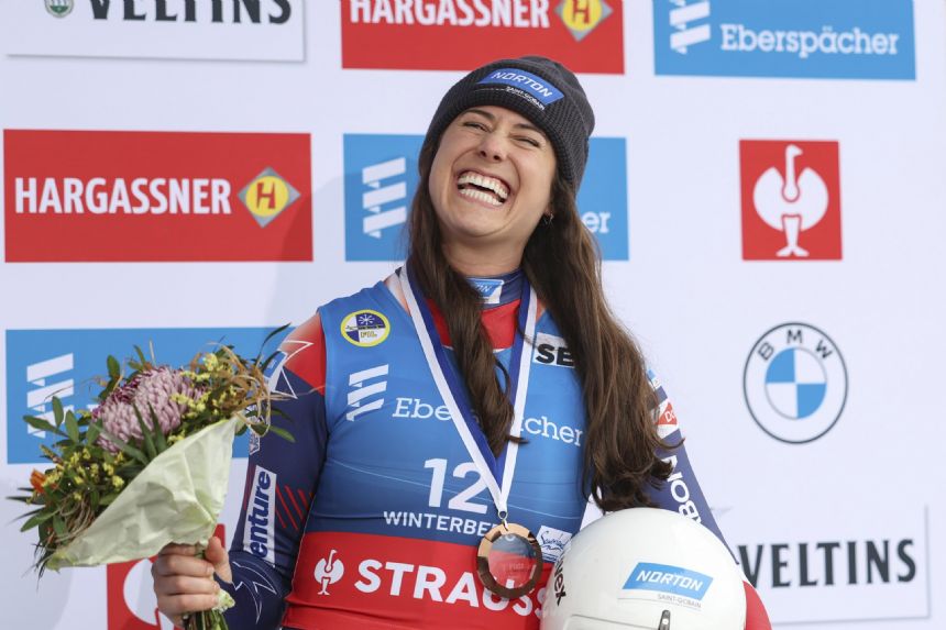 Sweeney gets 5th World Cup medal of season for USA Luge