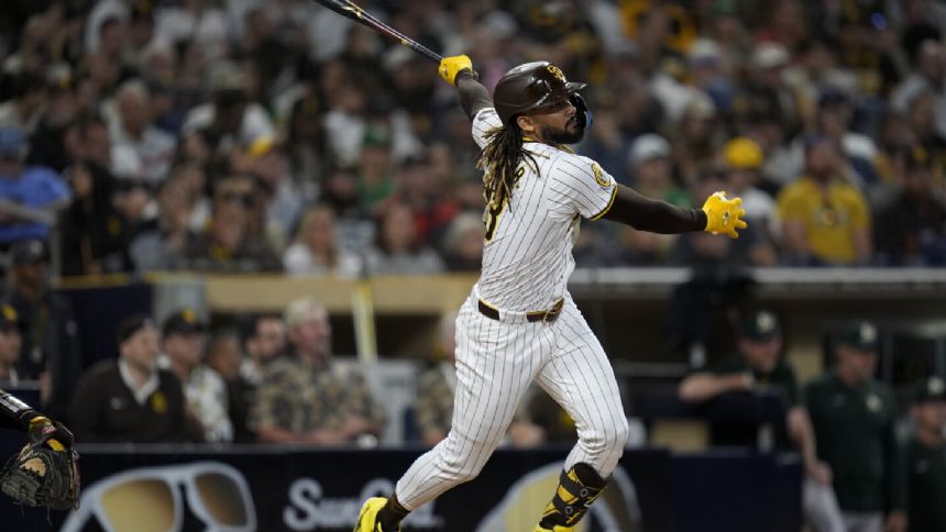 Tatis homers to extend his career-best hitting streak to 16 as the Padres beat the A's 6-1
