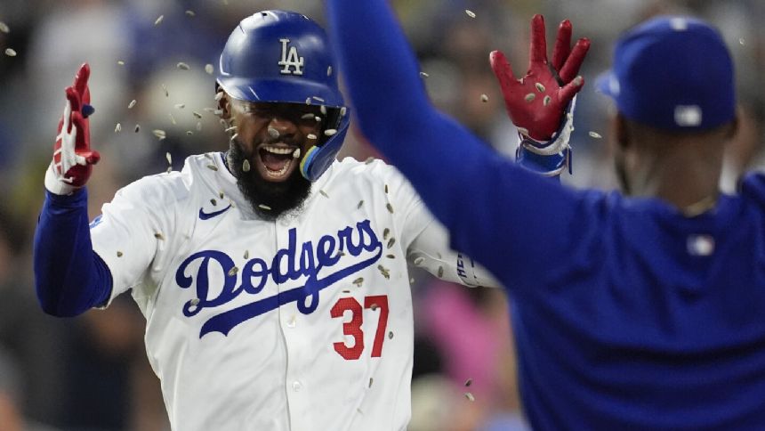 Teoscar Hernandez has 3 hits, drives in 3 runs as Dodgers defeat Giants 3-2 for 4th straight win
