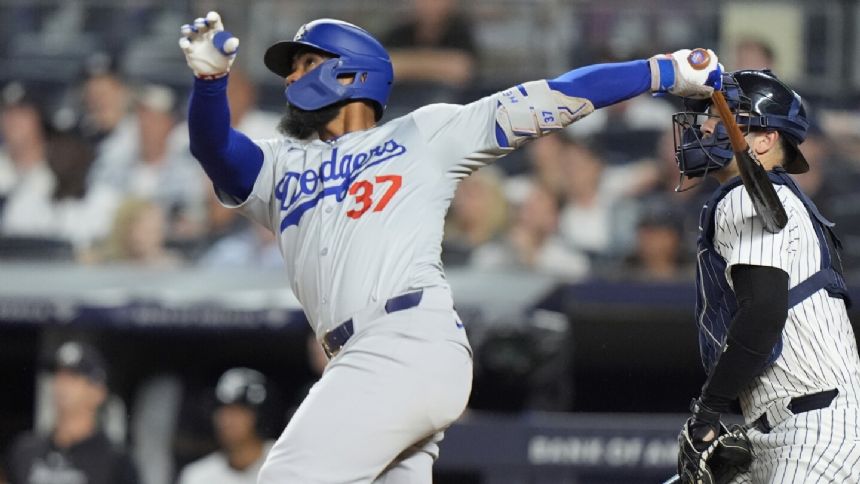 Teoscar Hernandez powers Dodgers to 11-3 win over Yankees