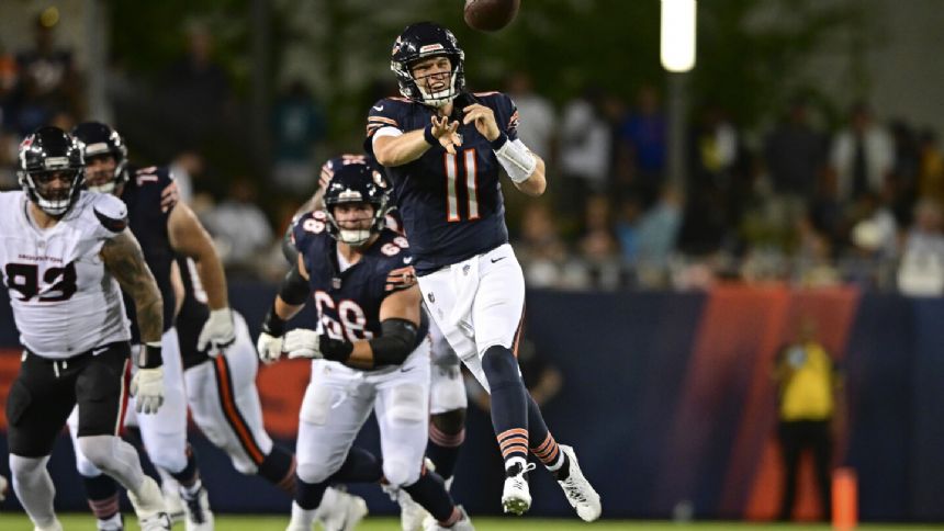 Texans-Bears game delayed due to lightning and heavy rain with 3:31 left in the 3rd quarter