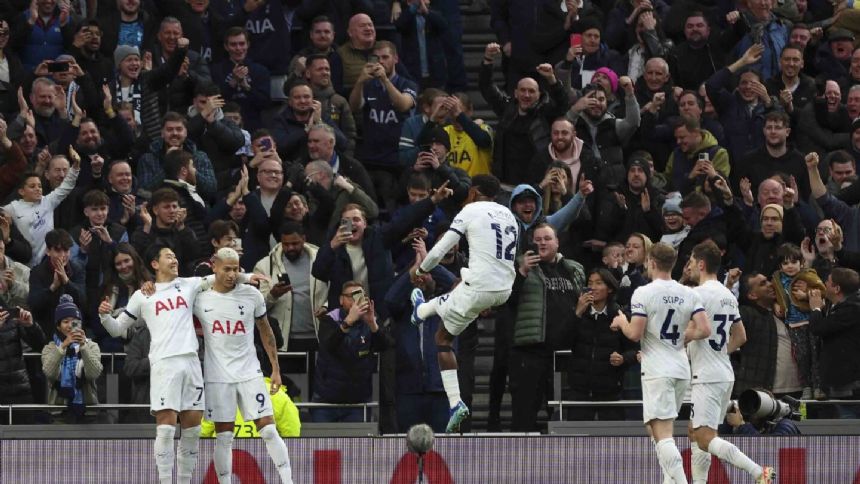 Tottenham ends Everton's winning run with 2-1 victory after goals by Richarlison and Son