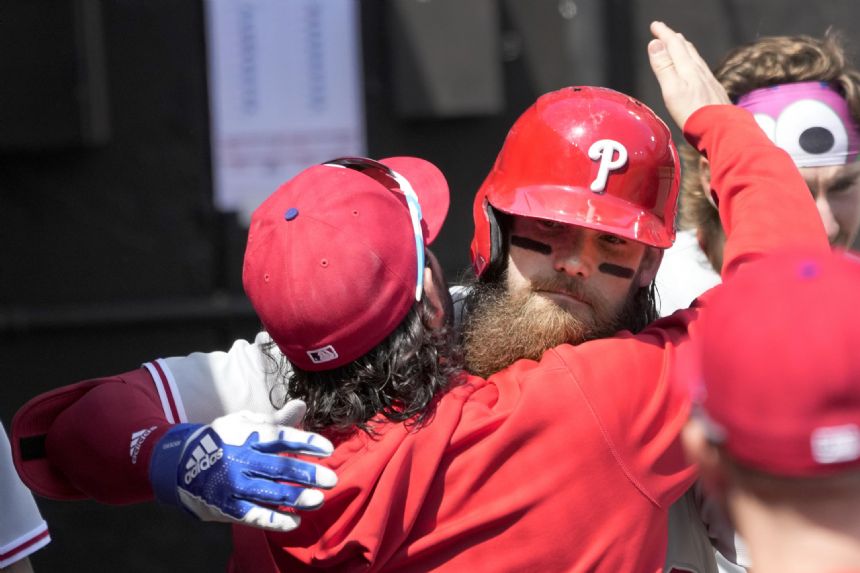 Turner, Marsh hit homers, Phillies beat White Sox 5-2