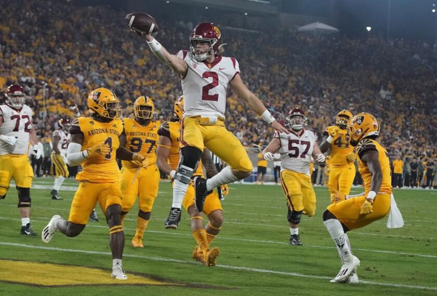 USC QB Jaxson Dart To Make Debut Start In UCLA Rivalry Game - Wednesday ...