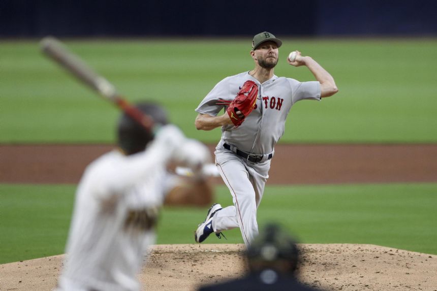 Valdez's 3-run homer, Sale's 7 strong innings carry Red Sox over Padres 4-2