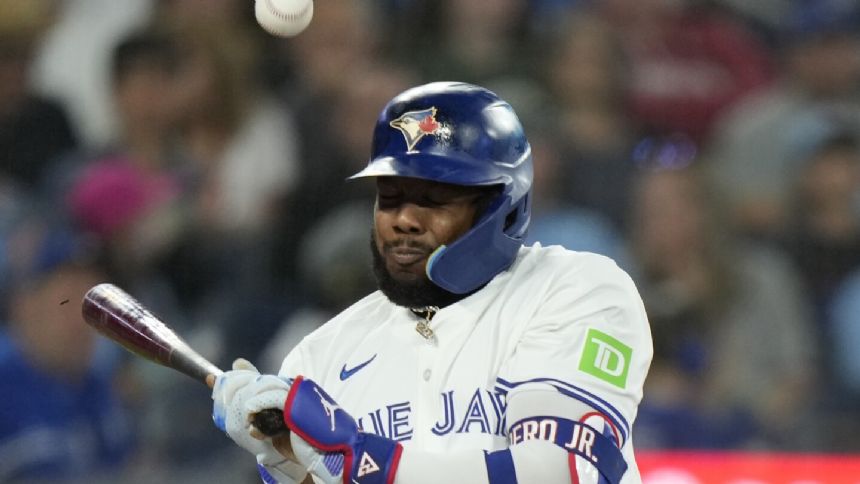 Vladimir Guerrero Jr. scratched from Blue Jays lineup because of sore right hand
