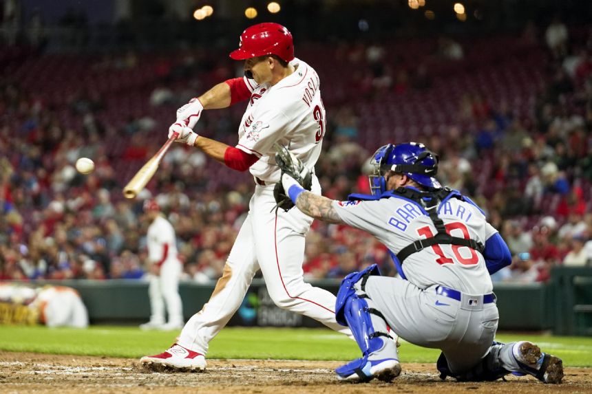 Vosler's three-run blast lifts Reds past Cubs 7-6