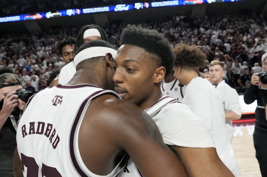 Wade Taylor helps No. 24 Texas A&M top No. 2 Alabama 67-61