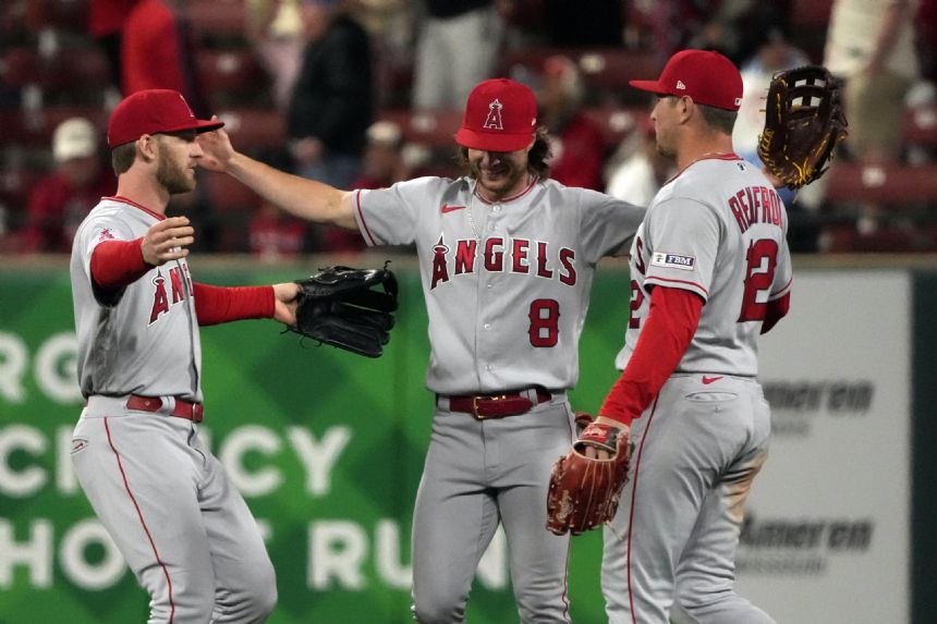 Ward's homer leads Angels to 5-1 win, Cards' 4th loss in row