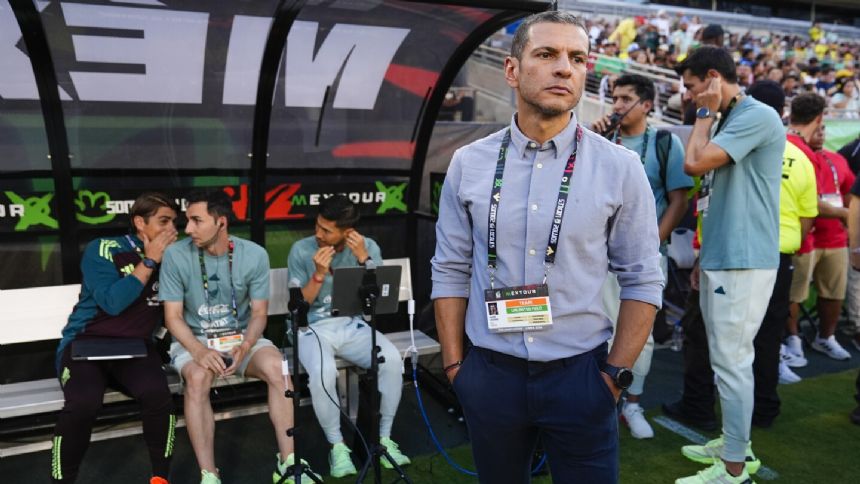 With new faces, Mexico arrives at Copa America looking for a fresh start