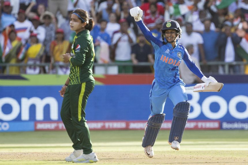 Women's T20 WCup: India hits 42 in 3 overs to beat Pakistan