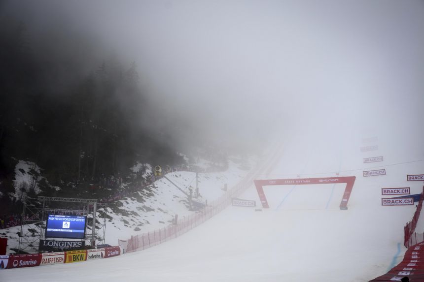 Women's World Cup downhill canceled after fog delays