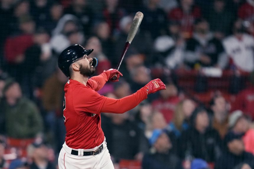 Wong's two homers lifts Red Sox to 7-6 win over Blue Jays