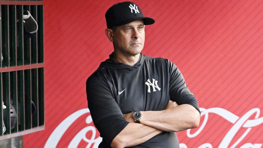 Yankees' Aaron Boone bemoans 'embarrassing' loss vs. Rays as New York's free fall continues