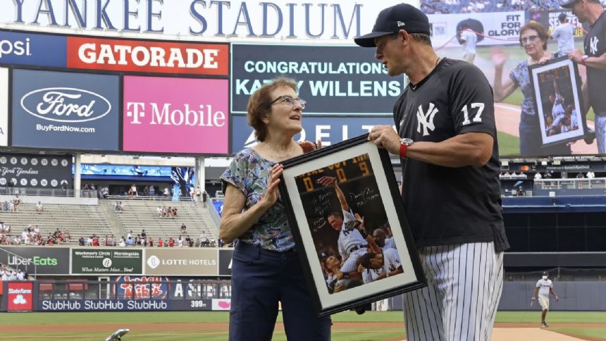 Yankees honor late AP photojournalist Kathy Willens with moment of silence before game vs. Rays