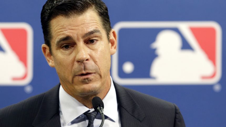 Yankees honor late MLB executive Billy Bean with moment of silence before doubleheader vs. Angels