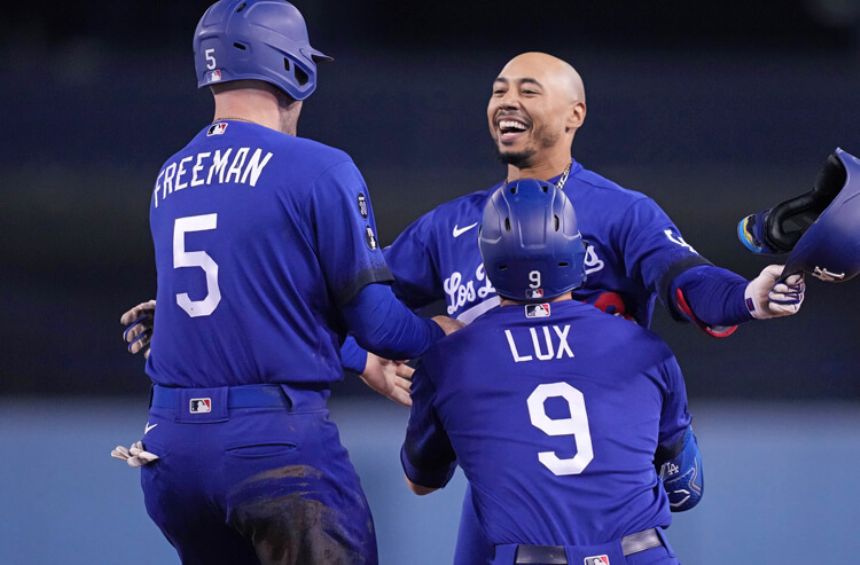 Cardinals vs Dodgers Betting Odds, Free Picks, and Predictions (9/25/2022)