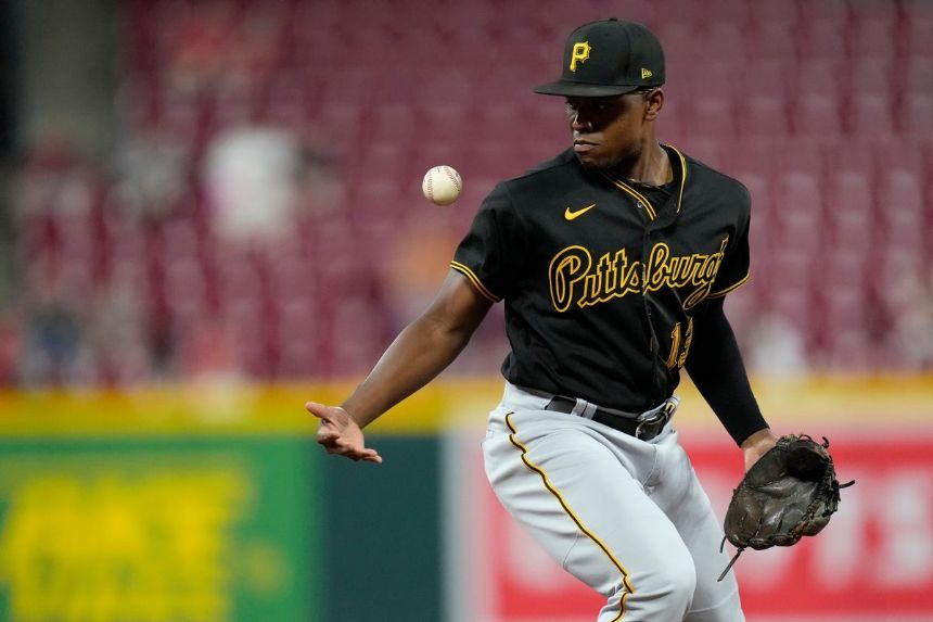 Reds vs Pirates Betting Odds, Free Picks, and Predictions (9/26/2022)