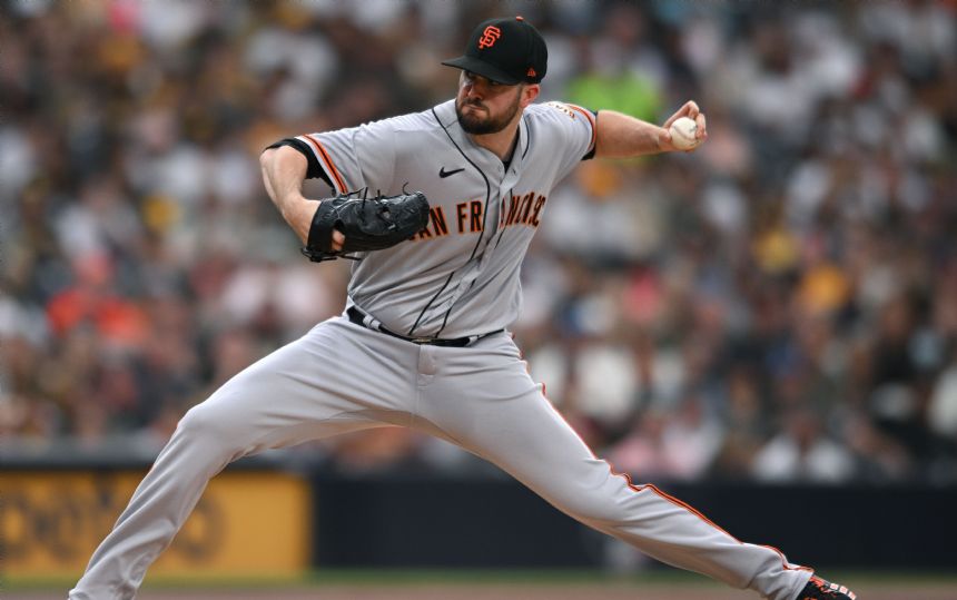 Giants vs Padres Betting Odds, Free Picks, and Predictions (10/4/2022)