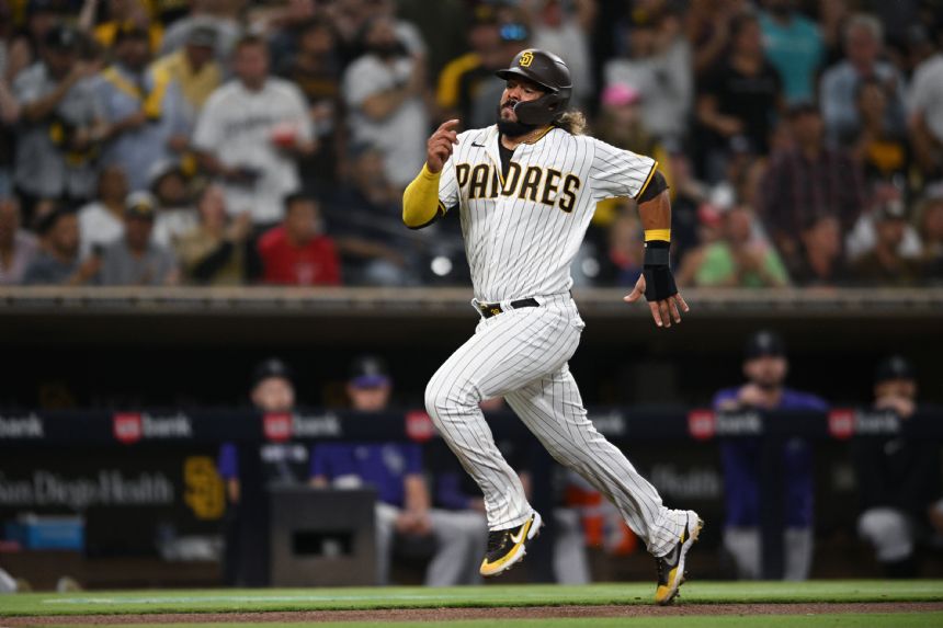 Giants vs Padres Betting Odds, Free Picks, and Predictions (10/5/2022)