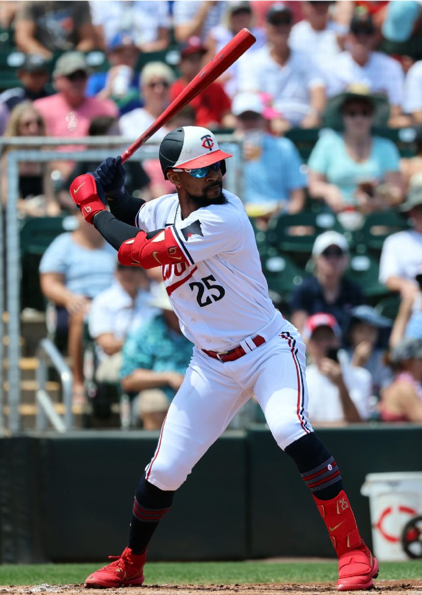 Ruiz and Candelario power the Nationals to a 7-5 victory over the Cubs -  WTOP News