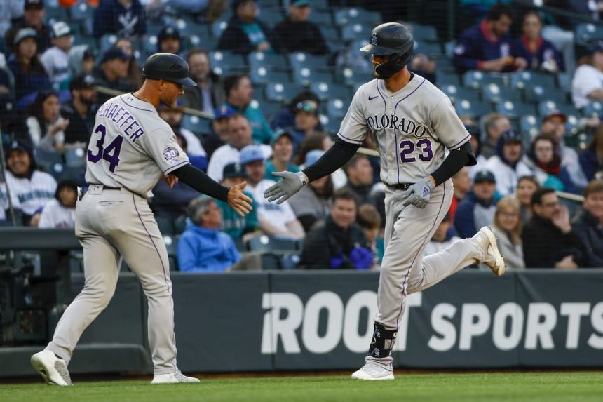 Davis Schneider hit tiebreaking solo homer as Toronto Blue Jays edge  Cincinnati Reds 4-3