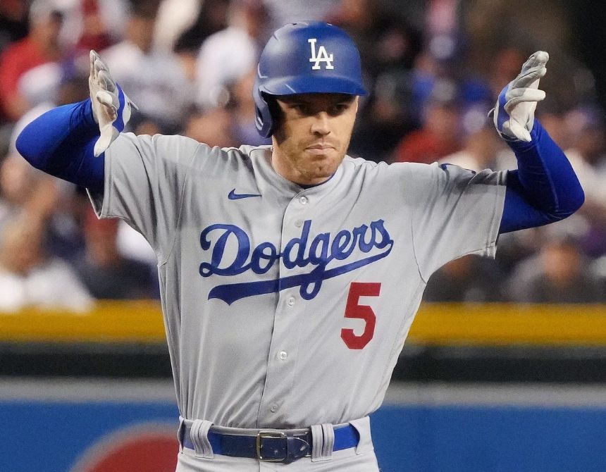 Phillies vs Dodgers Betting Odds, Free Picks, and Predictions (5/2/2023)