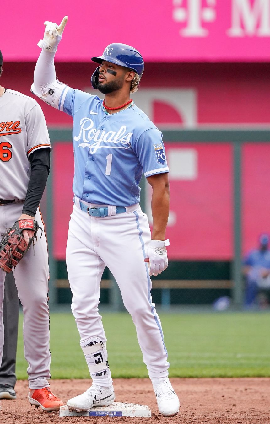 White Sox vs. Royals Betting Odds, Free Picks, and Predictions - 2:10 PM ET  (Thu, May 11, 2023) - CapperTek