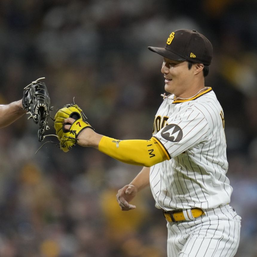 San Diego Padres at Seattle Mariners Free MLB Picks & Odds Tuesday