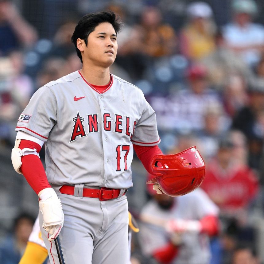 Angels' Ohtani leaves with blister n 8-5 loss to Padres
