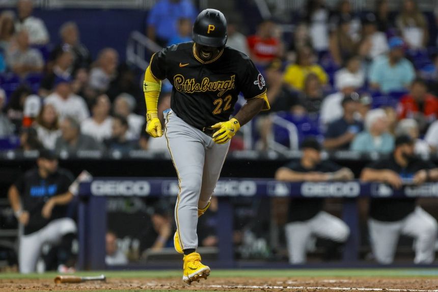 Pirates vs Padres Betting Odds, Free Picks, and Predictions (7/25/2023)