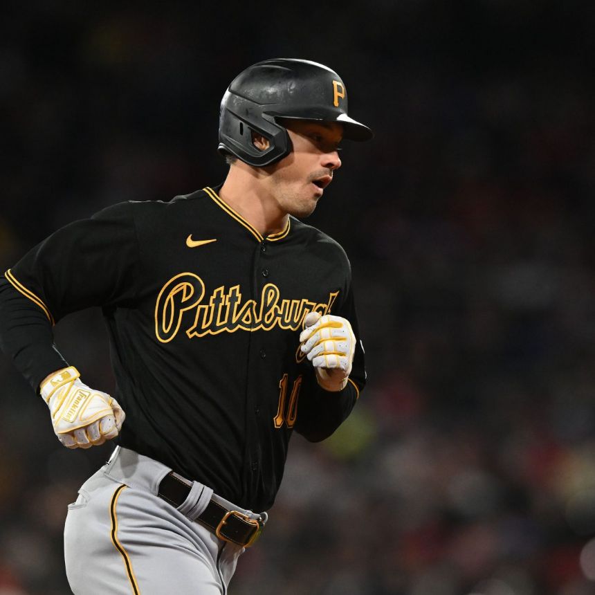 Reds vs Pirates Betting Odds, Free Picks, and Predictions (8/11/2023)