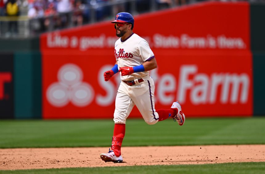 Reds vs. Phillies prediction, betting odds for MLB on Saturday 