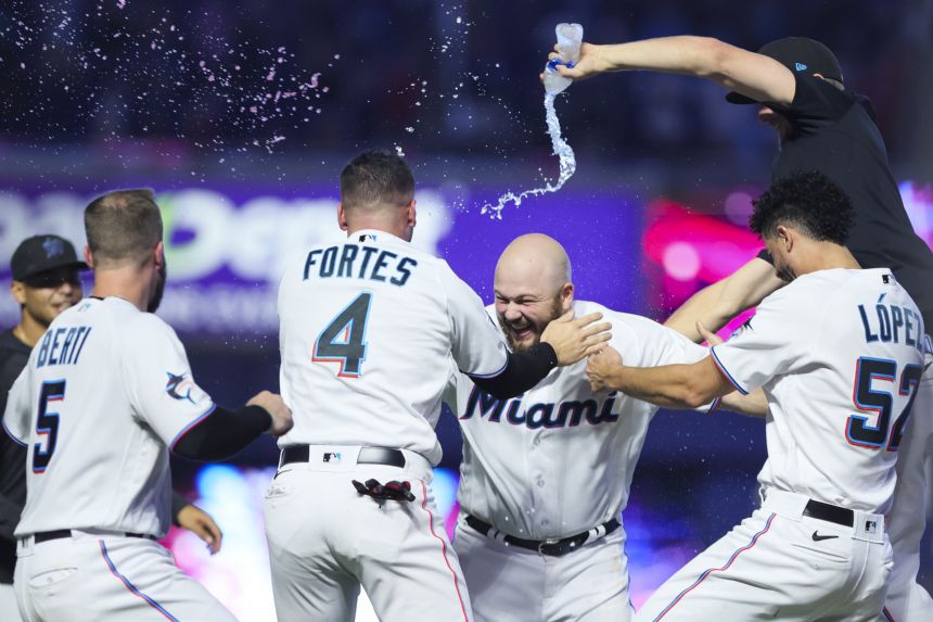 Marlins vs Astros Betting Odds, Free Picks, and Predictions (7/9/2024)