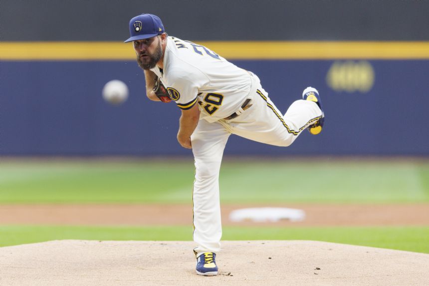 Brewers vs Cubs Betting Odds, Free Picks, and Predictions (7/22/2024)