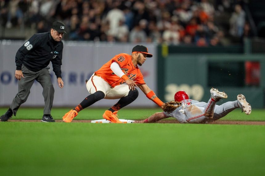 Giants vs Reds Betting Odds, Free Picks, and Predictions (8/4/2024)