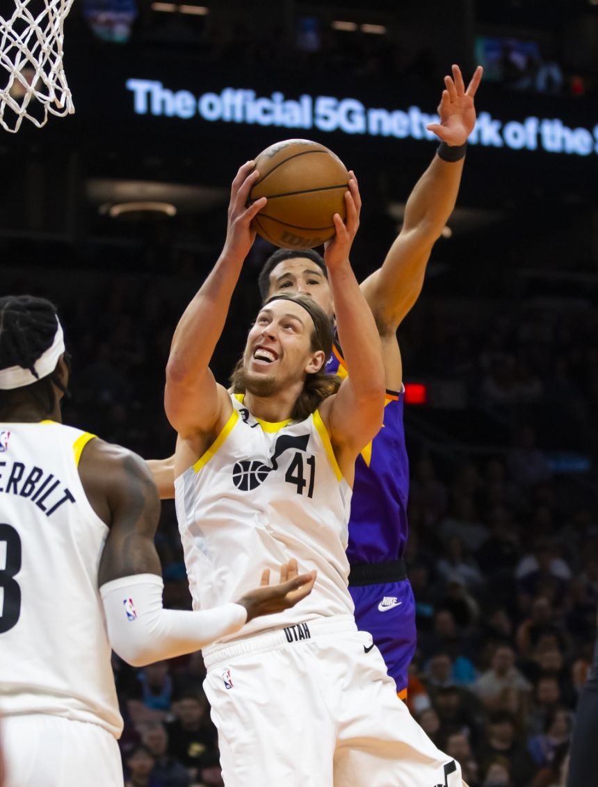 Warriors vs Jazz Betting Odds, Free Picks, and Predictions (12/7/2022)