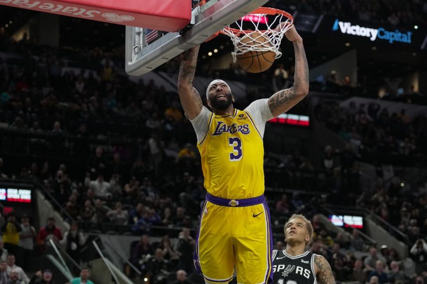 Lakers vs Spurs Betting Odds, Free Picks, and Predictions (12/15/2023)