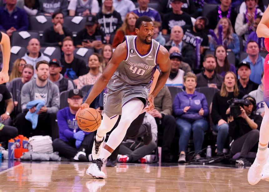 Kings vs Hornets Betting Odds, Free Picks, and Predictions (1/10/2024)