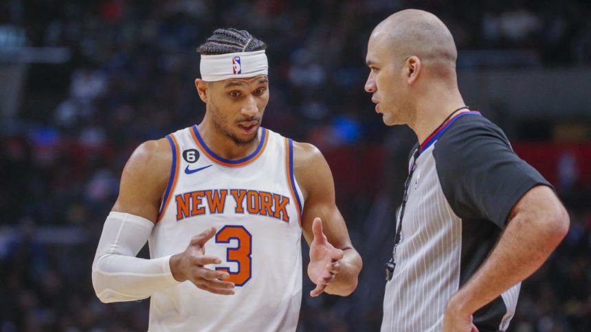 Lakers vs Knicks Betting Odds, Free Picks, and Predictions (2/3/2024)