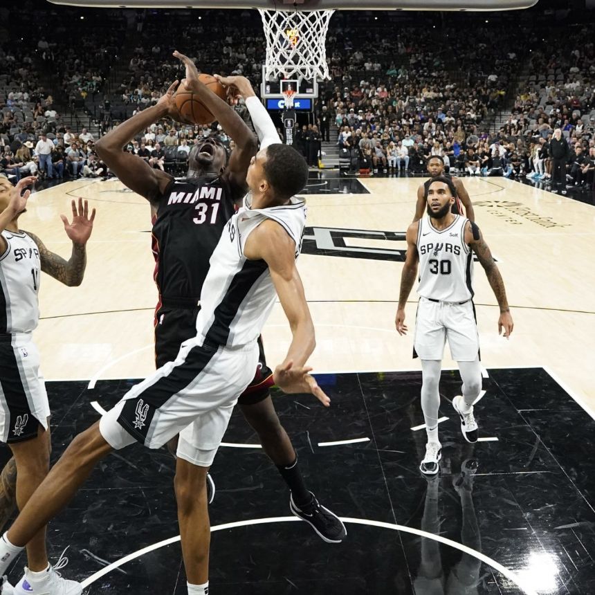 Spurs vs Grizzlies Betting Odds, Free Picks, and Predictions (4/9/2024)