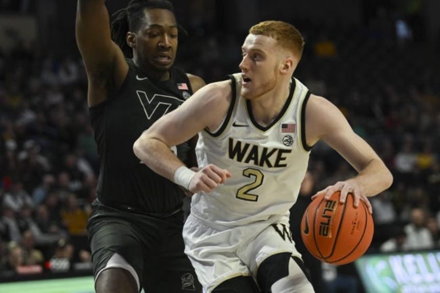 Wake Forest vs Louisville Betting Odds, Free Picks, and Predictions (1/7/2023)