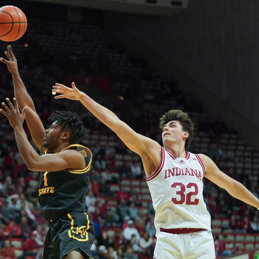 Northwestern vs Indiana Betting Odds, Free Picks, and Predictions (1/8/2023)