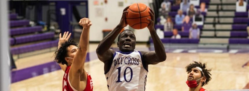 Holy Cross vs Lehigh Betting Odds, Free Picks, and Predictions (1/13/2024)